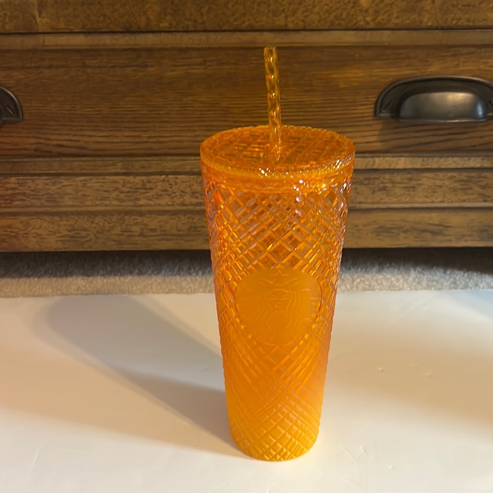 Brand New Orange 🍊 Starbucks Cup